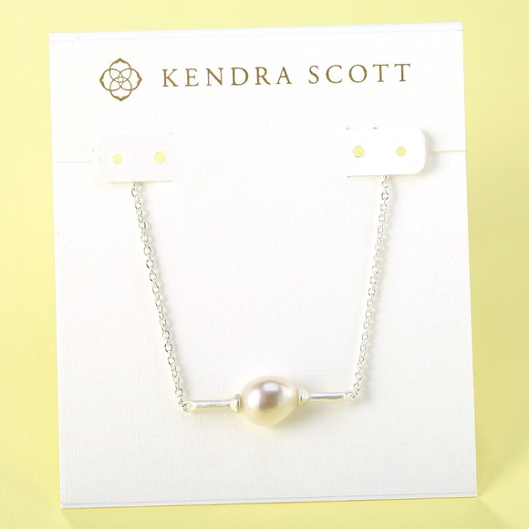 Kendra scott emberly outlet
